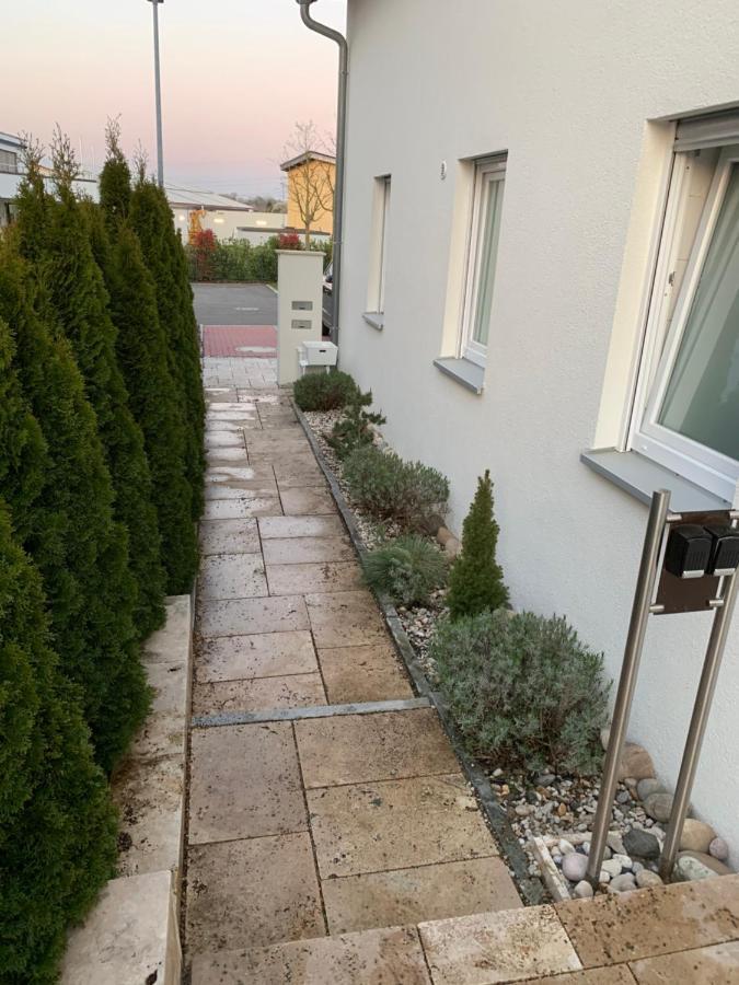 Neues Zimmerapartment Mit Bad Neckarwestheim Dış mekan fotoğraf