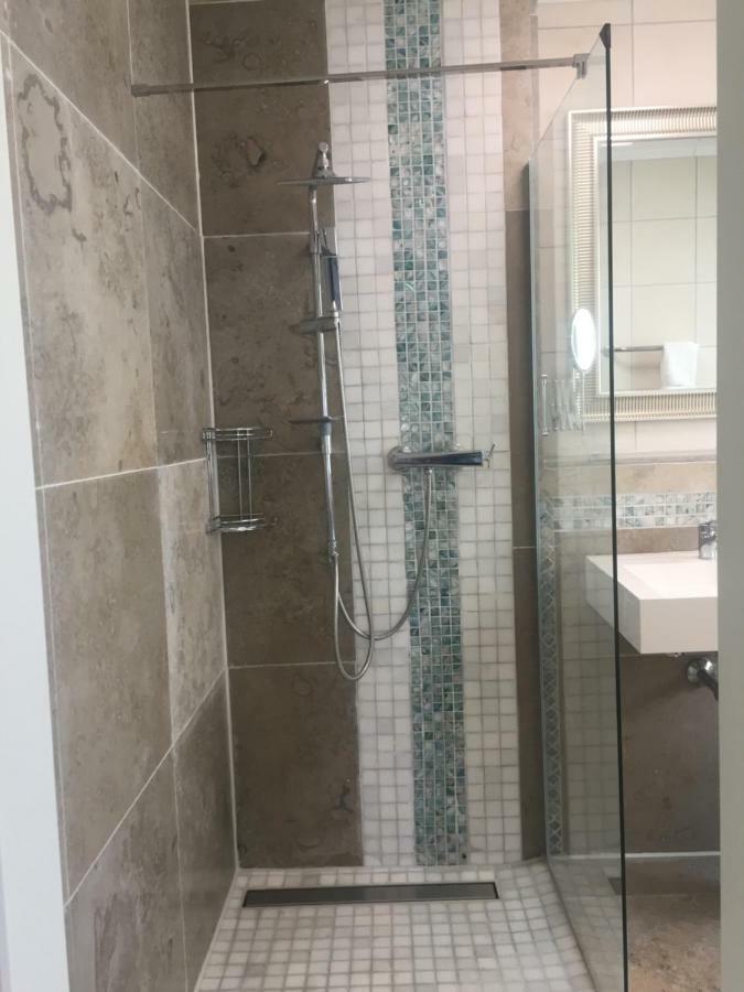 Neues Zimmerapartment Mit Bad Neckarwestheim Dış mekan fotoğraf
