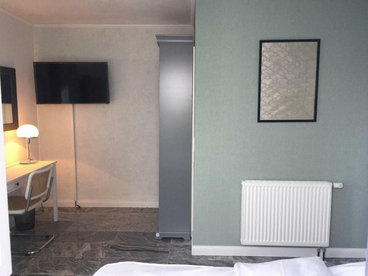 Neues Zimmerapartment Mit Bad Neckarwestheim Dış mekan fotoğraf
